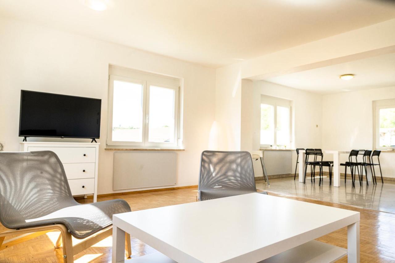 Budget Apartments In Thermennahe Bad Tatzmannsdorf Exterior photo
